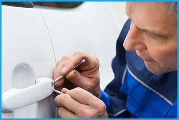 Lock Locksmith Services Springfield, VA 703-574-6794 - 20-car-locksmith